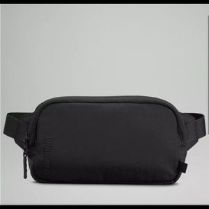 Lululemon Mini Belt Bag NWT